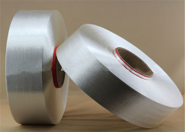 Китай Естественная белая пряжа 100Д/36Ф полиэстера ФДИ на пластиковом конусе для ткани/ткани поставщик